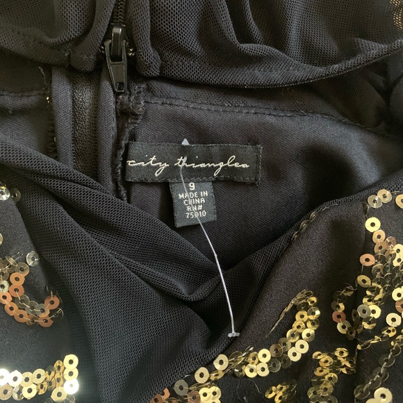 Dress - Picture 4 of 5